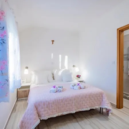 La Verna - Galovac * زادار