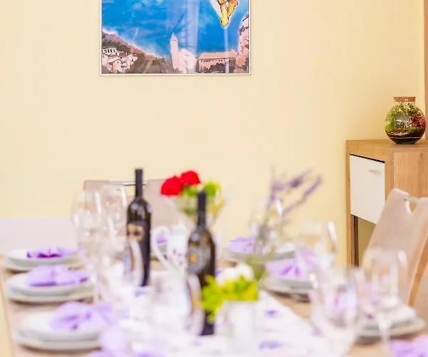 La Verna - Galovac Βίλα